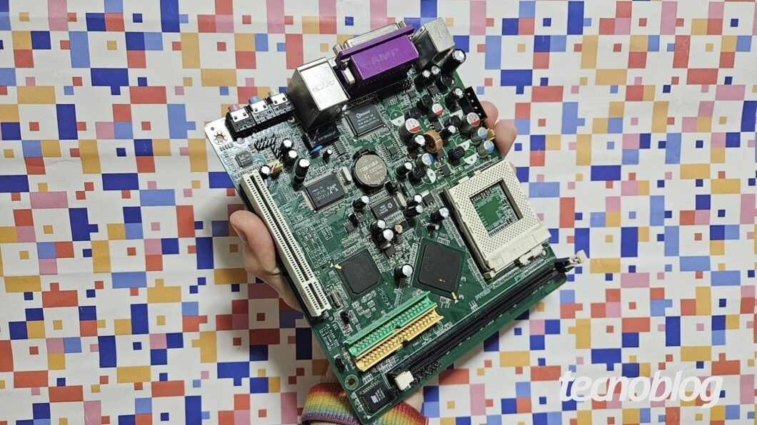 O que é uma placa-mãe? Conheça os tipos e o funcionamento da motherboard