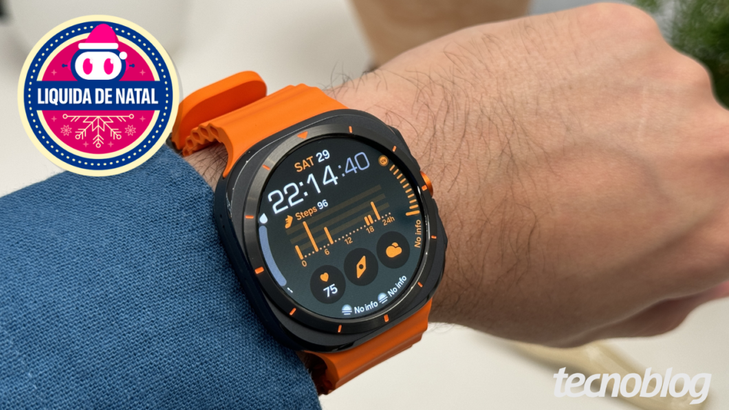 Galaxy Watch Ultra fica 58% mais barato às vésperas do Natal