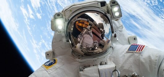 Astronautas da NASA poderão levar smartphones nas missões à ISS e à Lua