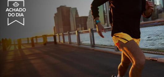 Só pelo app: Garmin Forerunner 265 (42 mm) sai com 34% OFF em 10x no 2.2