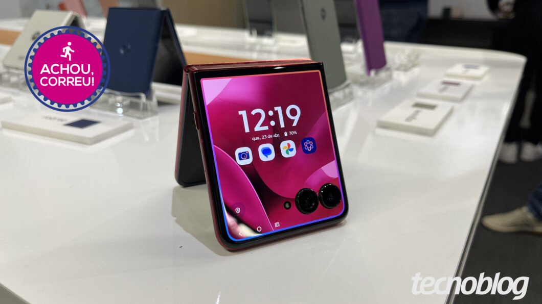 Motorola Razr 60 Ultra (1 TB) volta ao menor preço histórico com 36% OFF