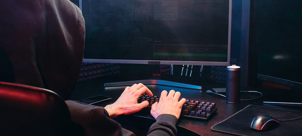 IA aumentou produtividade de cibercriminosos, diz Interpol