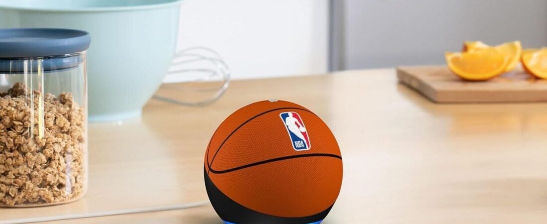 Echo Dot ganha visual de bola de basquete em edição especial NBA