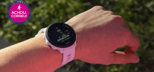 Garmin Forerunner 55 sai com 43% de desconto em oferta no Magazine Luiza