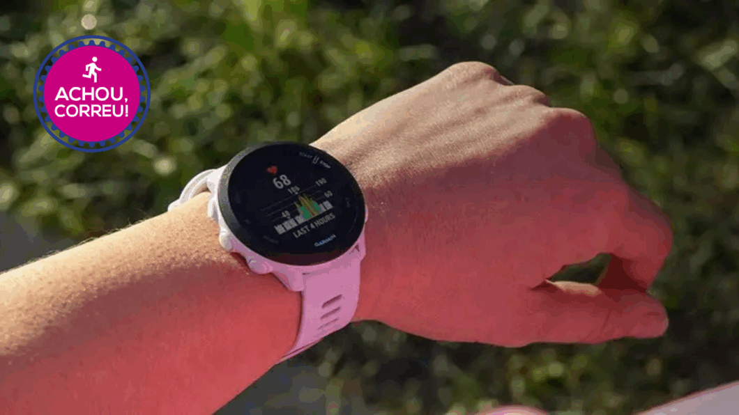 Garmin Forerunner 55 sai com 43% de desconto em oferta no Magazine Luiza