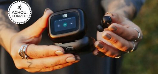 JBL Live Beam 3 tem 44% de desconto em oferta no Mercado Livre